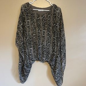 Gigi Moda Snakeskin print, Poncho style blouse
